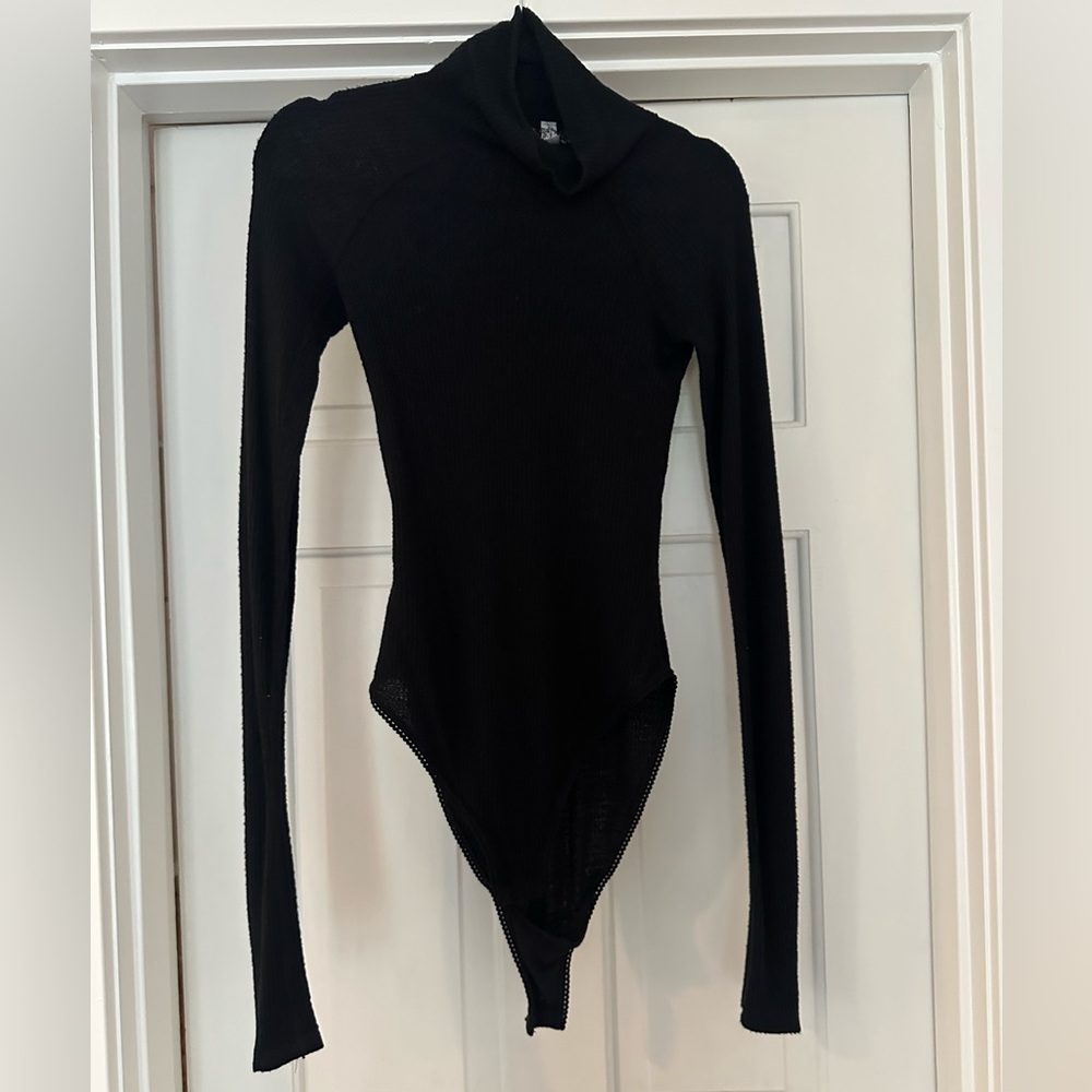 Free People Black Long Sleeve Bodysuit - Picture 4 of 6